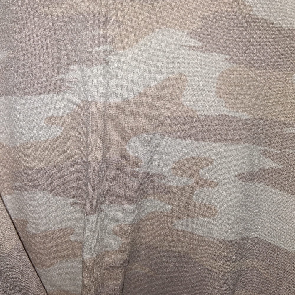 Como Vintage Beige Camouflage Knot Front Tee - Picture 5 of 8